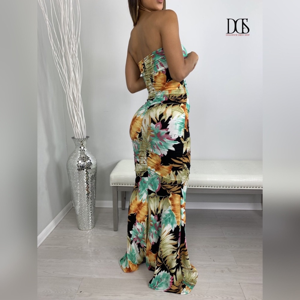 Queen Of The Tropics - Tropical Print Maxi Dress - Picture 4 of 6